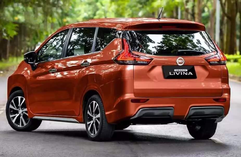 Nissan Livina bekas