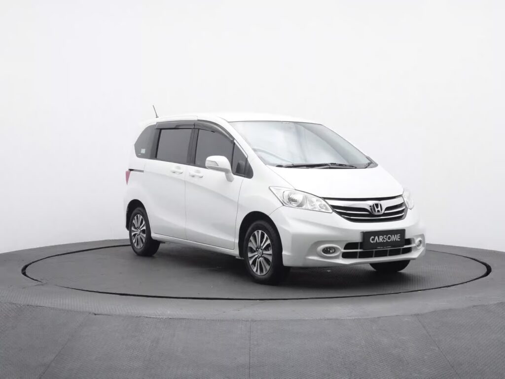 honda-freed-mobil-pintu-geser-pilihan-terbaik