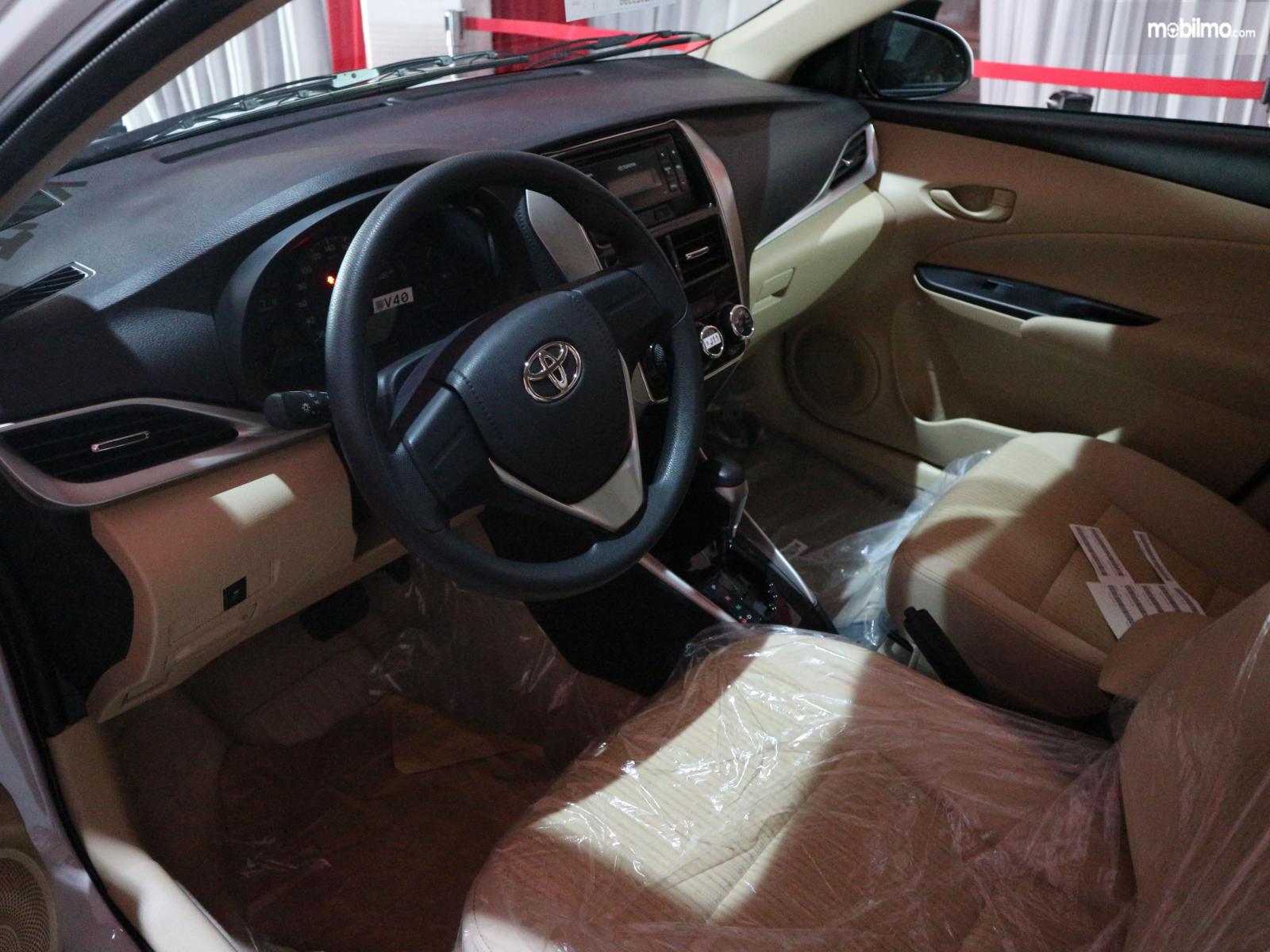interior vios 2019