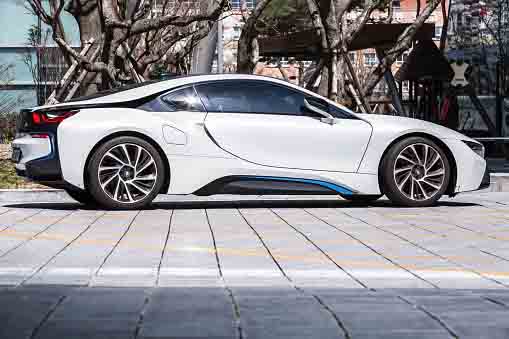 mobil-keren-bmw-i8