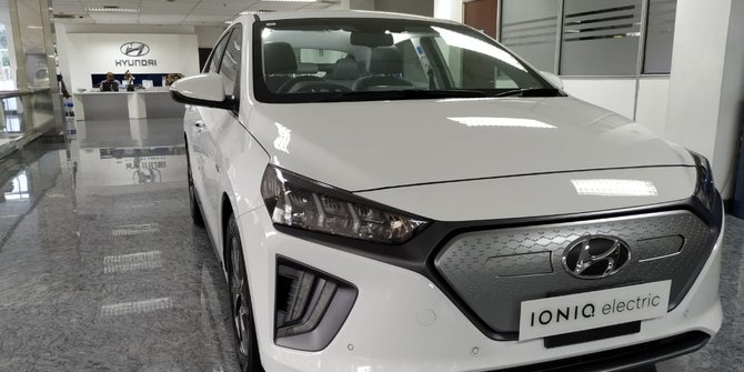 mobil-sedan-murah-hyundai-ioniq mobil-sedan-murah-hyundai-ioniq