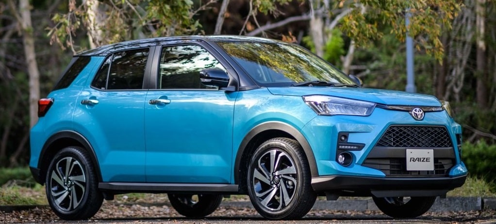 mobil-terbaru-raize-2021