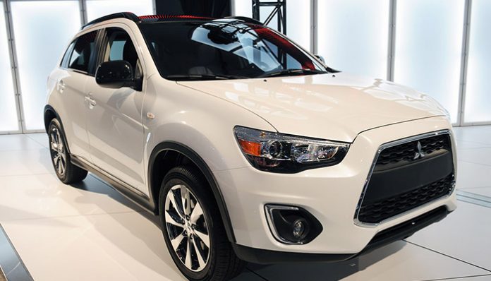 rekomendasi-mobil-hybrid-mitshubishi-outlander-sport