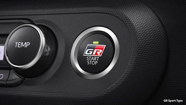 interior toyota raize juga