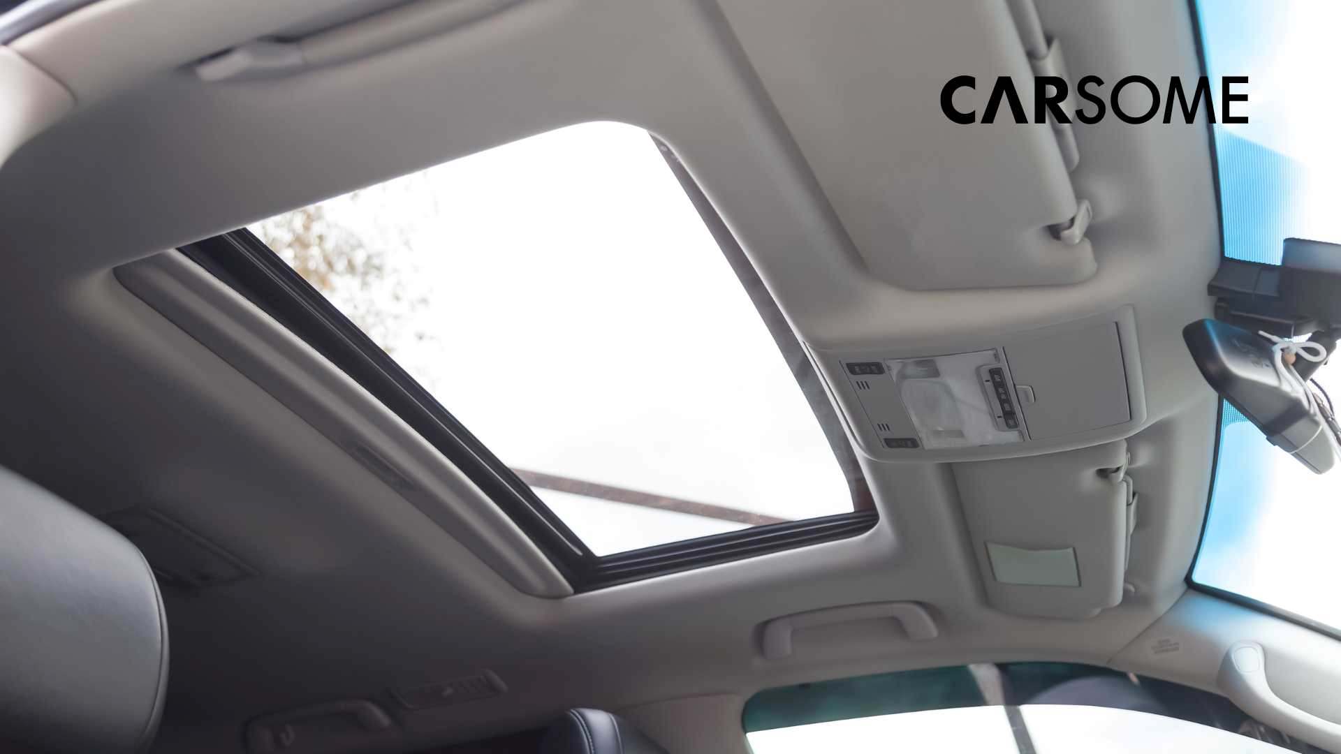 Cari mobil atap terbuka? Sunroof atau Moonroof, Cek Dulu Perbedaannya